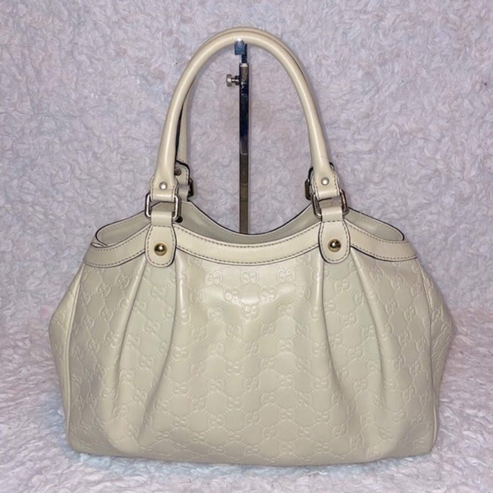 Gucci GG Guccissima Sukey Medium Leather Shoulder Tote Bag Purse in Cream - Picture 6 of 16